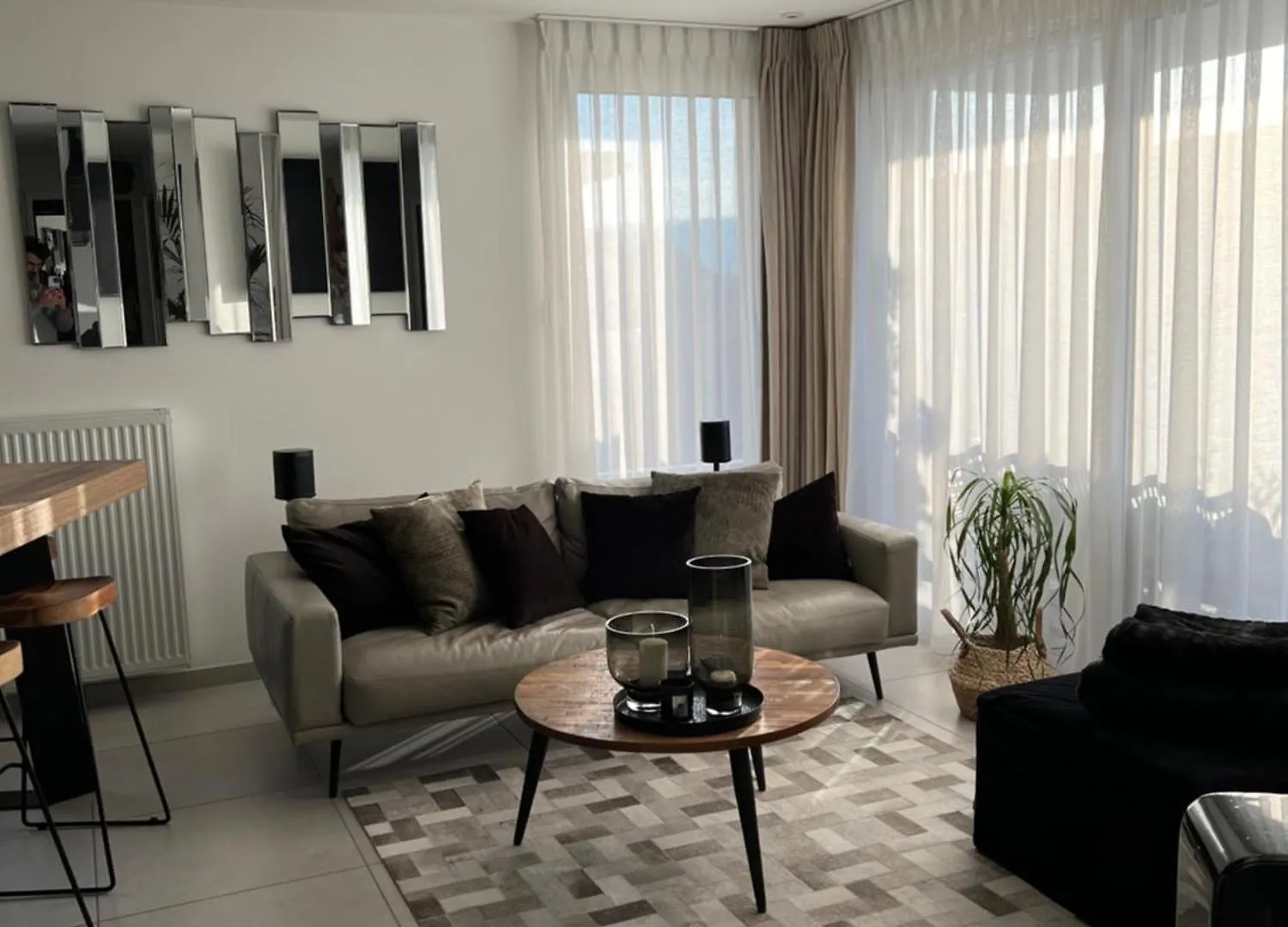 Warm Apartment + Private Free Park. Vetraz-Monthoux