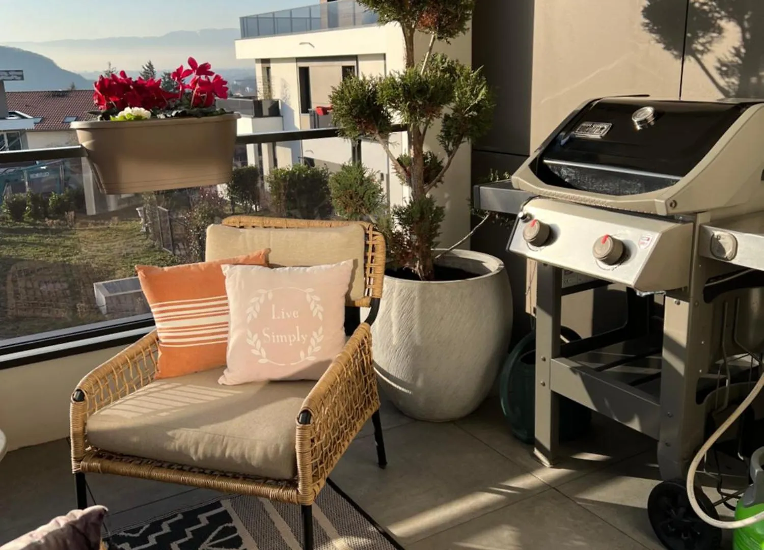 Warm Apartment + Private Free Park. Vetraz-Monthoux France