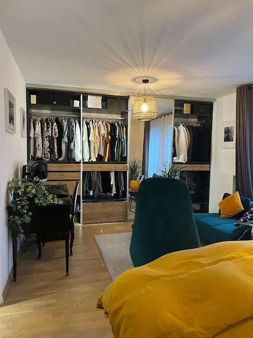 Warm Apartment + Private Free Park. Vetraz-Monthoux 0*,  France